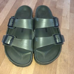 Unisex green Birkenstocks